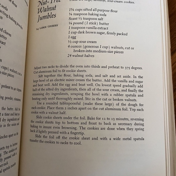 Maida Heatter's Book of Great Cookies by Maida Heatter (1977), Hardcover - Picture 10 of 10